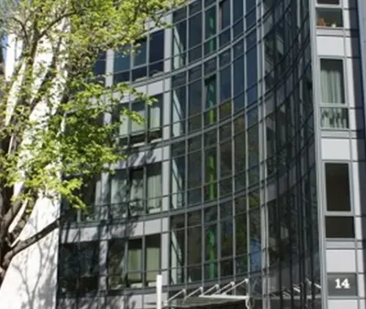 Studienkolleg Hauseingang